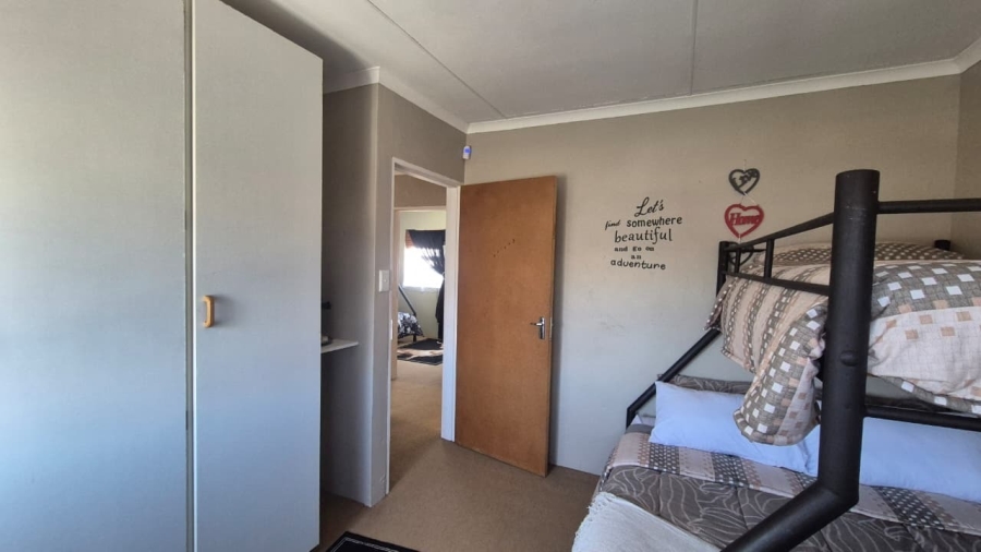 3 Bedroom Property for Sale in Country Club Western Cape